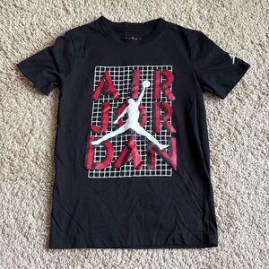 NWOT Youth Air Jordan t-shirt